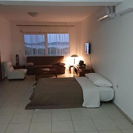 Apartment Ithakis Nea Iraklitsa المظهر الخارجي الصورة